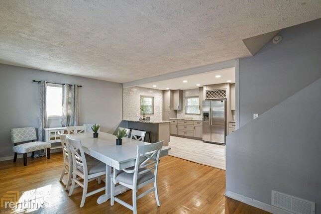 Foto del edificio - 4 br, 2 bath House - 699 Concord Rd