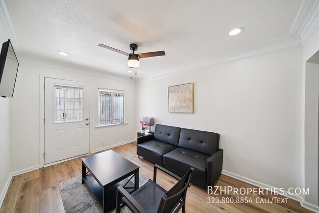 Foto del edificio - 1163 W 38th St