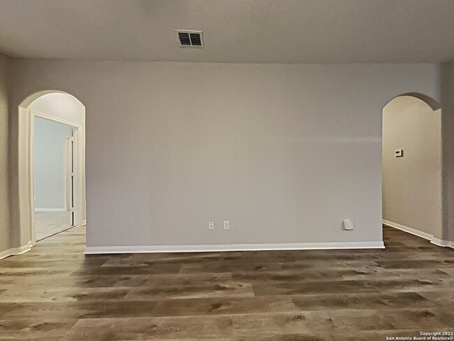 Photo - 6147 Still Mdws Apartment