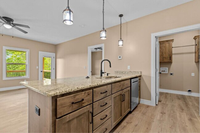 Building Photo - 102 E Mills Rd