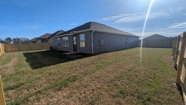 Foto del edificio - 1405 E Latium St