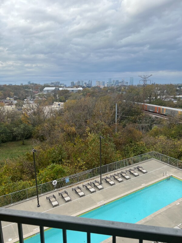 Building Photo - 400 Herron Dr