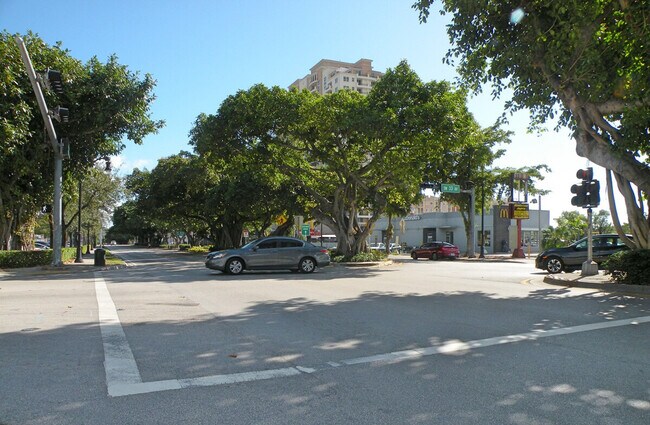 Foto del edificio - 2280 SW 32nd Ave