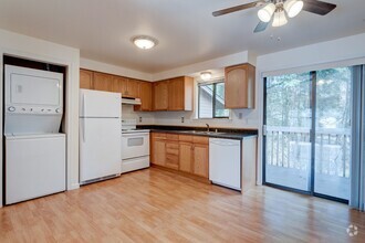 Building Photo - 1201 SW Harrier Cir