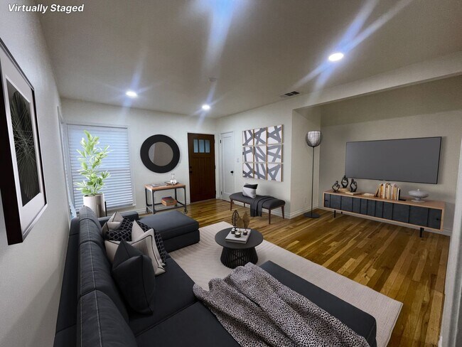 Building Photo - 1450 Ximeno Ave