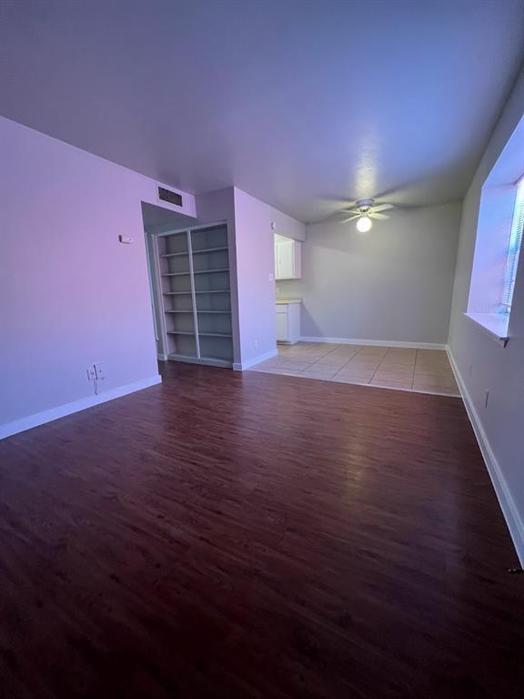 Foto del edificio - 307 E 31st St