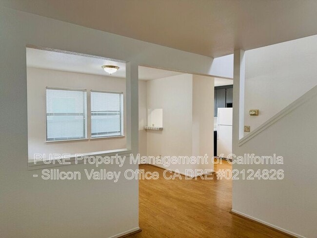 Building Photo - 209 Park Ave