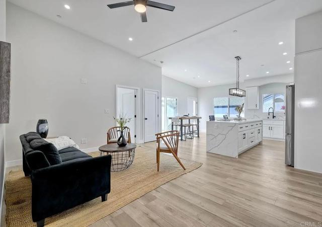 Foto del edificio - 573 Florida St