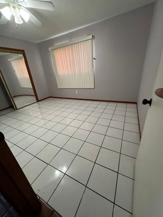 Foto del edificio - 126 W 71st St