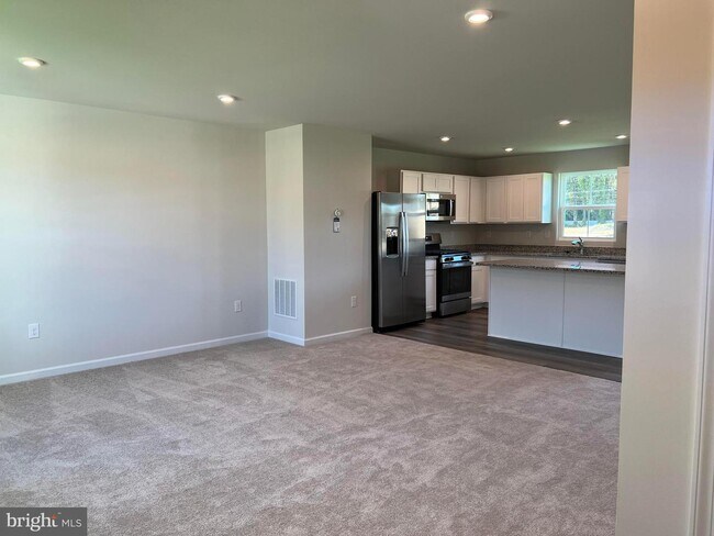 Building Photo - 32094 Windjammer Dr