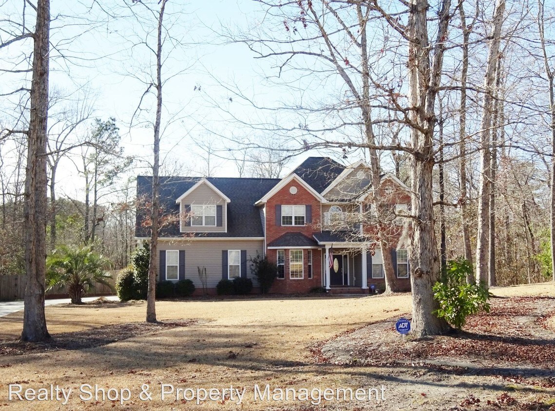 Primary Photo - 104 Barry Ln
