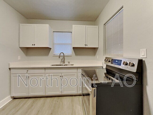 Foto del edificio - 10116 N 11th St