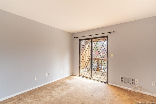 Building Photo - 45 Columbus Pl