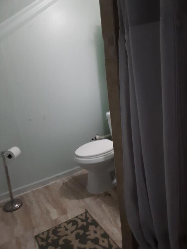 Bathroom - 2201 Floral Park Rd