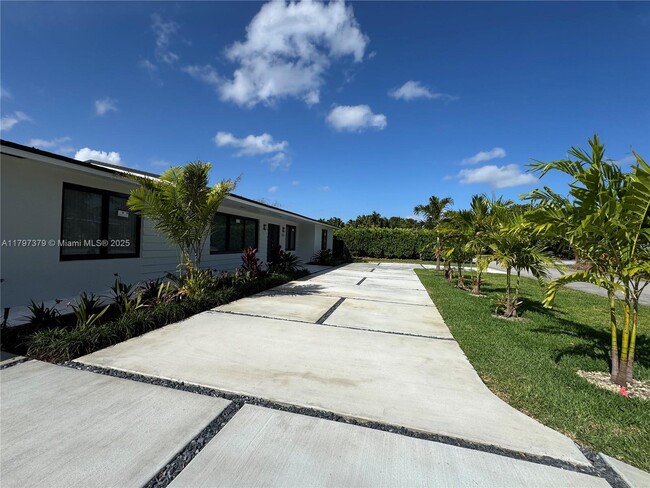 Foto del edificio - 10055 SW 135th St