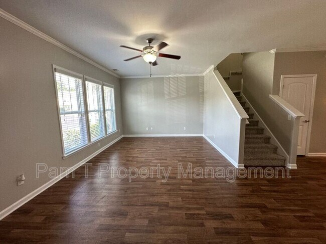 Building Photo - 106 Sonata Cir