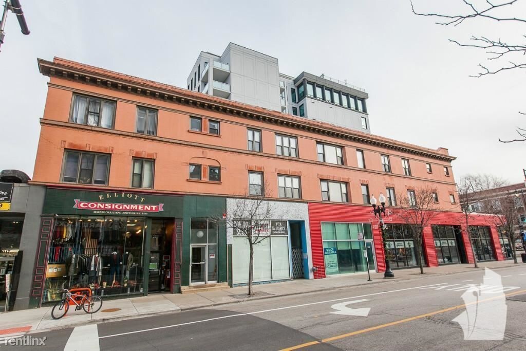Primary Photo - 3015 N Broadway St