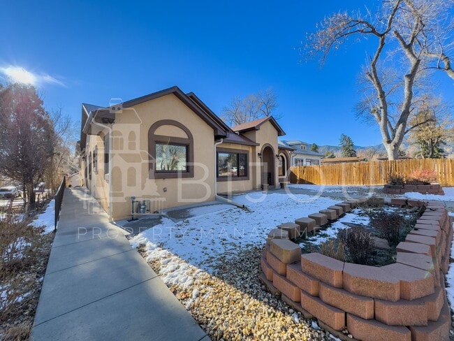 Photo - Ivywild Main Floor Living House