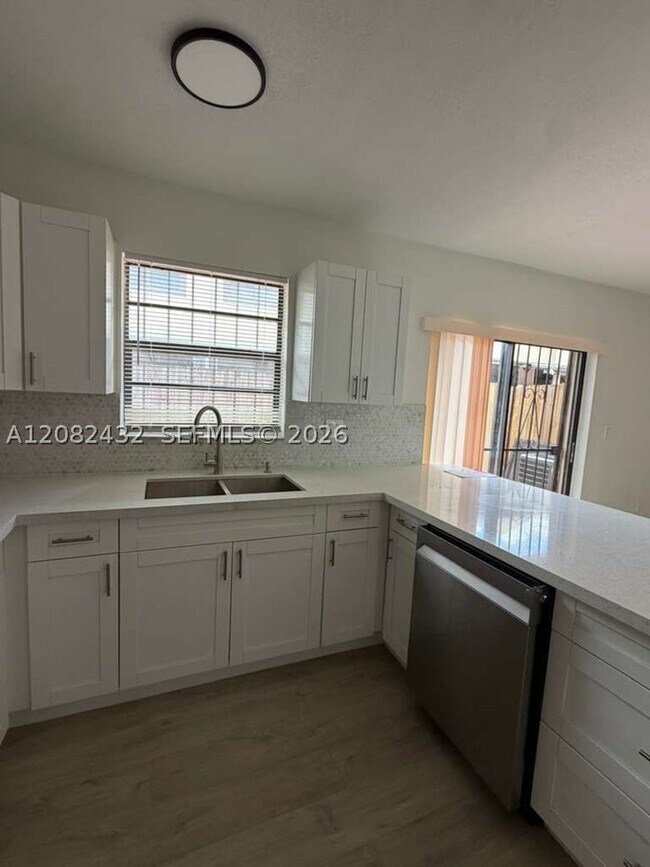 Foto del edificio - 710 SW 114th Ave