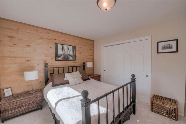 Foto del edificio - 103 Highwood Terrace (LLC)