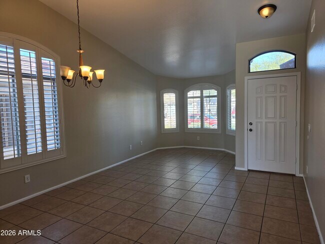 Foto del edificio - 1605 E Melanie St