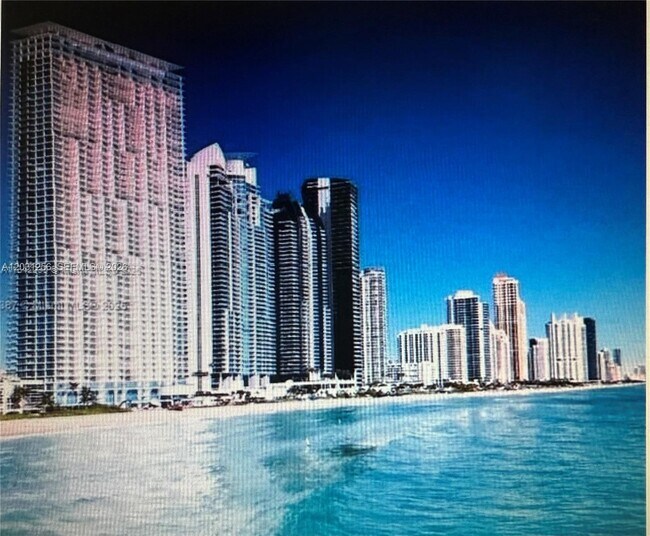 Foto del edificio - 16909 N Bay Rd