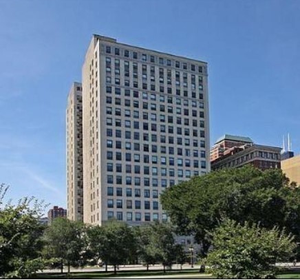 Foto del edificio - 910 S Michigan Ave