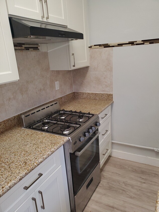 Foto principal - 6401 Fairmount Ave