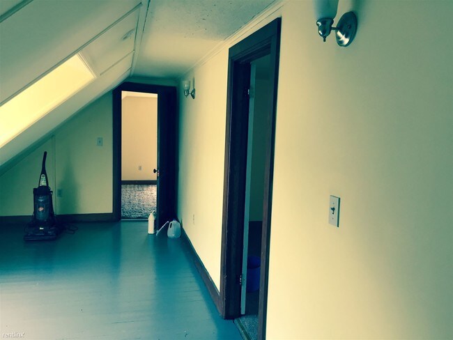 Foto del edificio - 34 N Holden St