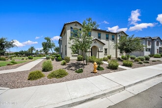 Building Photo - 4035 S 58th Ln