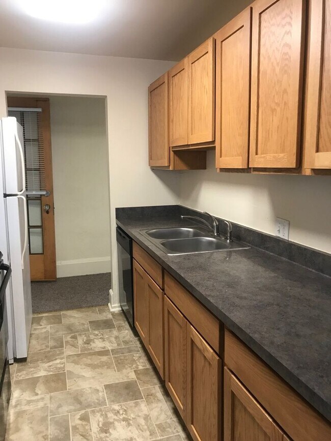 Foto del edificio - 430 Packard St