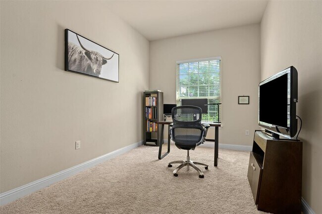 Building Photo - 10915 Hidden Caves Way