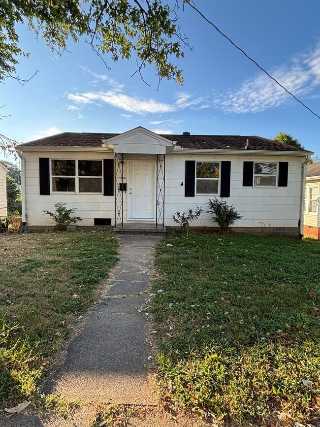 Foto del edificio - Charming 3-Bedroom Home in Arcadia – Winst...