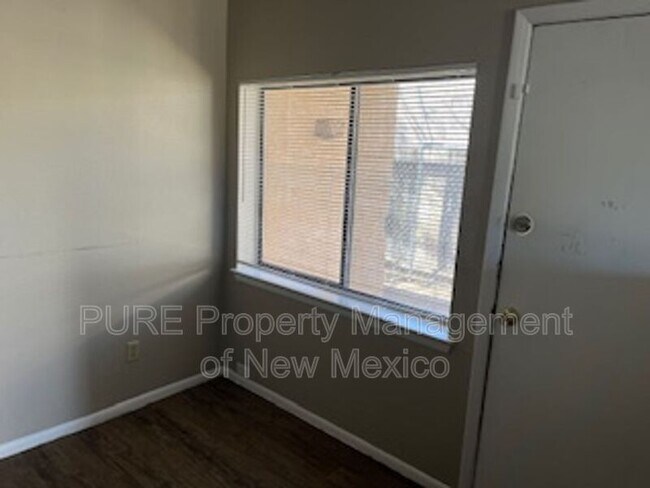 Foto del edificio - 12960 Carrie Pl SE