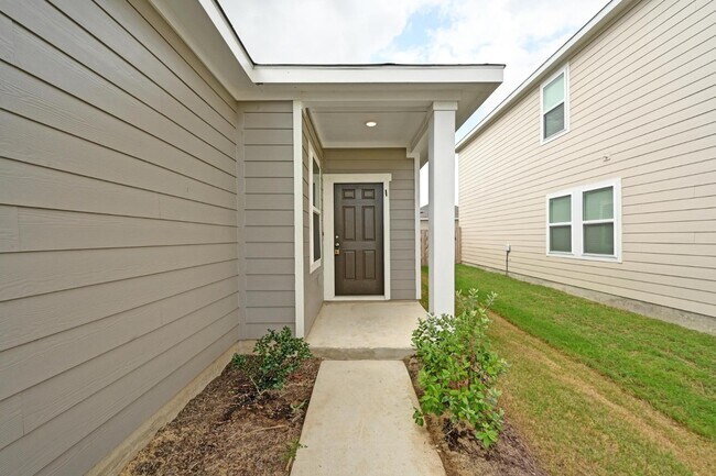 Foto del edificio - 473 Thistle Ln