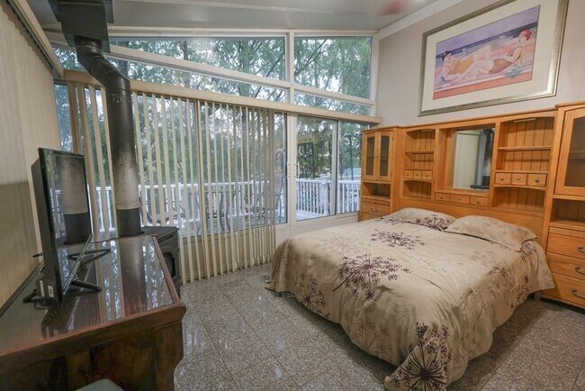 Foto del edificio - 235 Savin Hill Ave