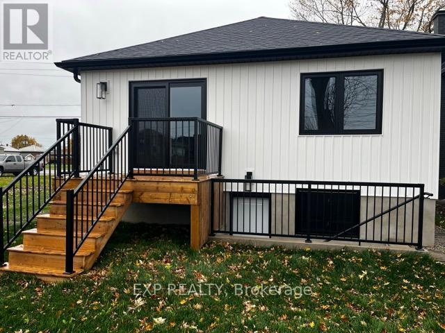 Photo du bâtiment - 141 Humboldt Pkwy