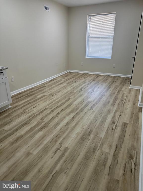 Foto del edificio - 5238 Larchwood Ave