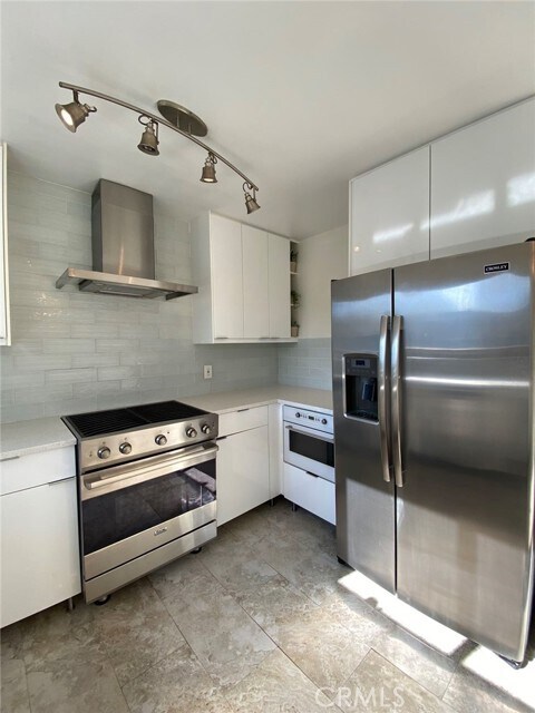 Building Photo - 71 Firwood