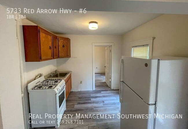 Foto del edificio - 5733 Red Arrow Hwy