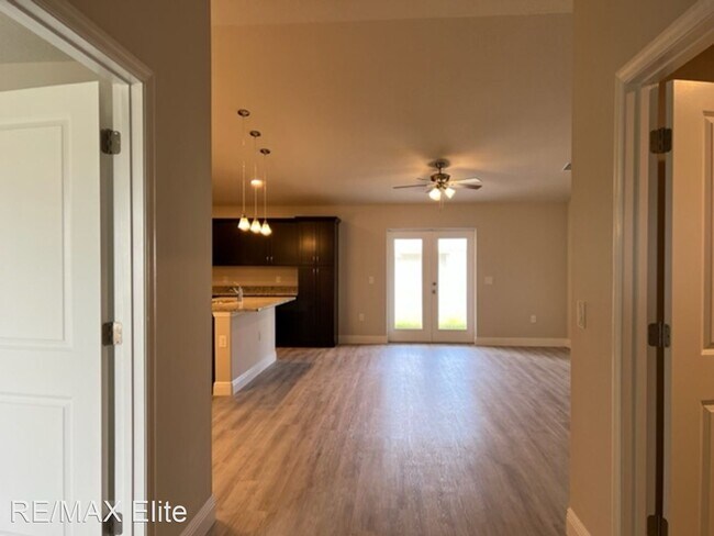 Foto del edificio - 4 br, 2 bath House - 369 Harvey Ave