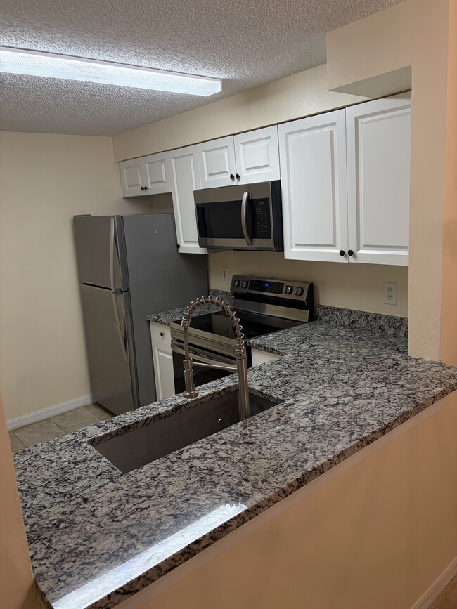 Photo - Palm Villa Condominium