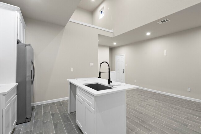 Foto del edificio - 11763 White Cedar St