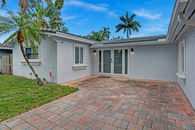 Building Photo - 1780 NE 21st St