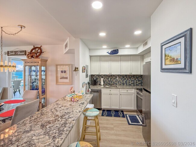 Foto del edificio - 531 N Ocean Blvd