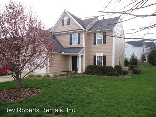 Building Photo - 811 Brickstone Dr