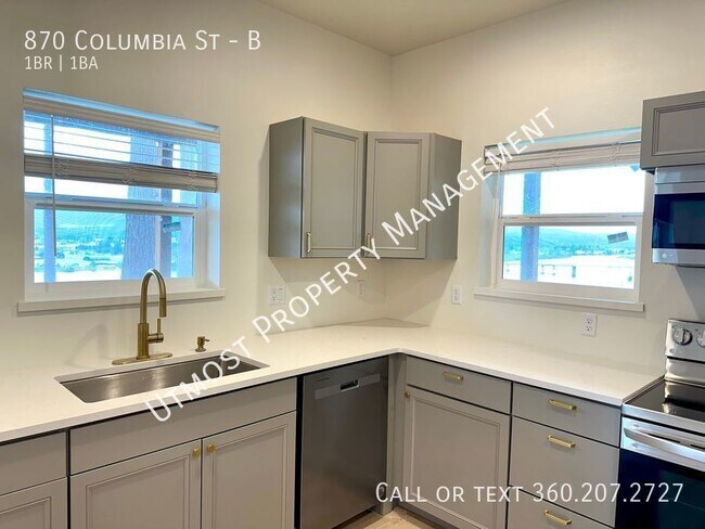 Foto del edificio - Beautifully Renovated 1BD ADU with Stunnin...