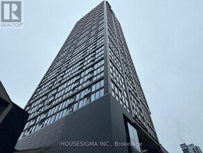 Building Photo - 319 Jarvis St