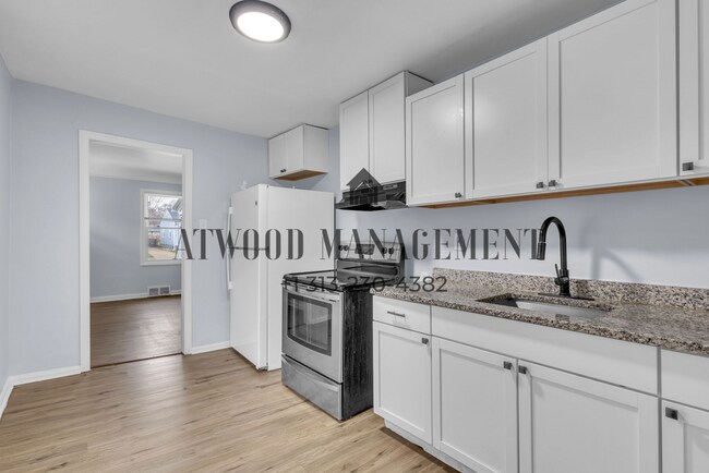 Foto del edificio - This beautifully updated 3-bedroom, 1-bath single-family home is ready for move-in!