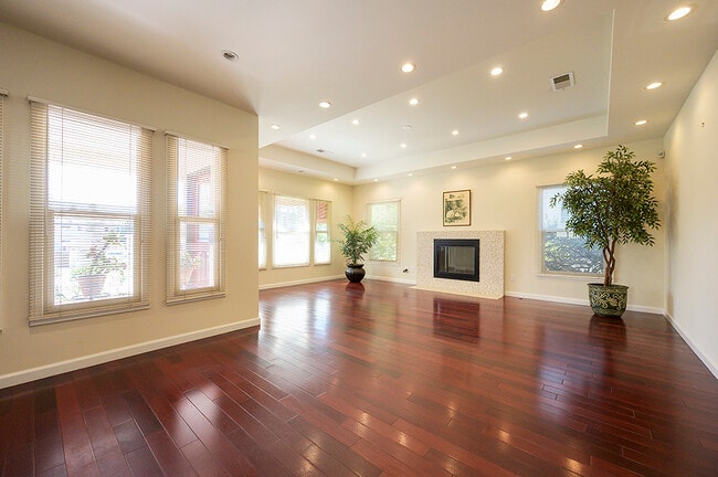 Foto del edificio - 1519 Glenwood Rd